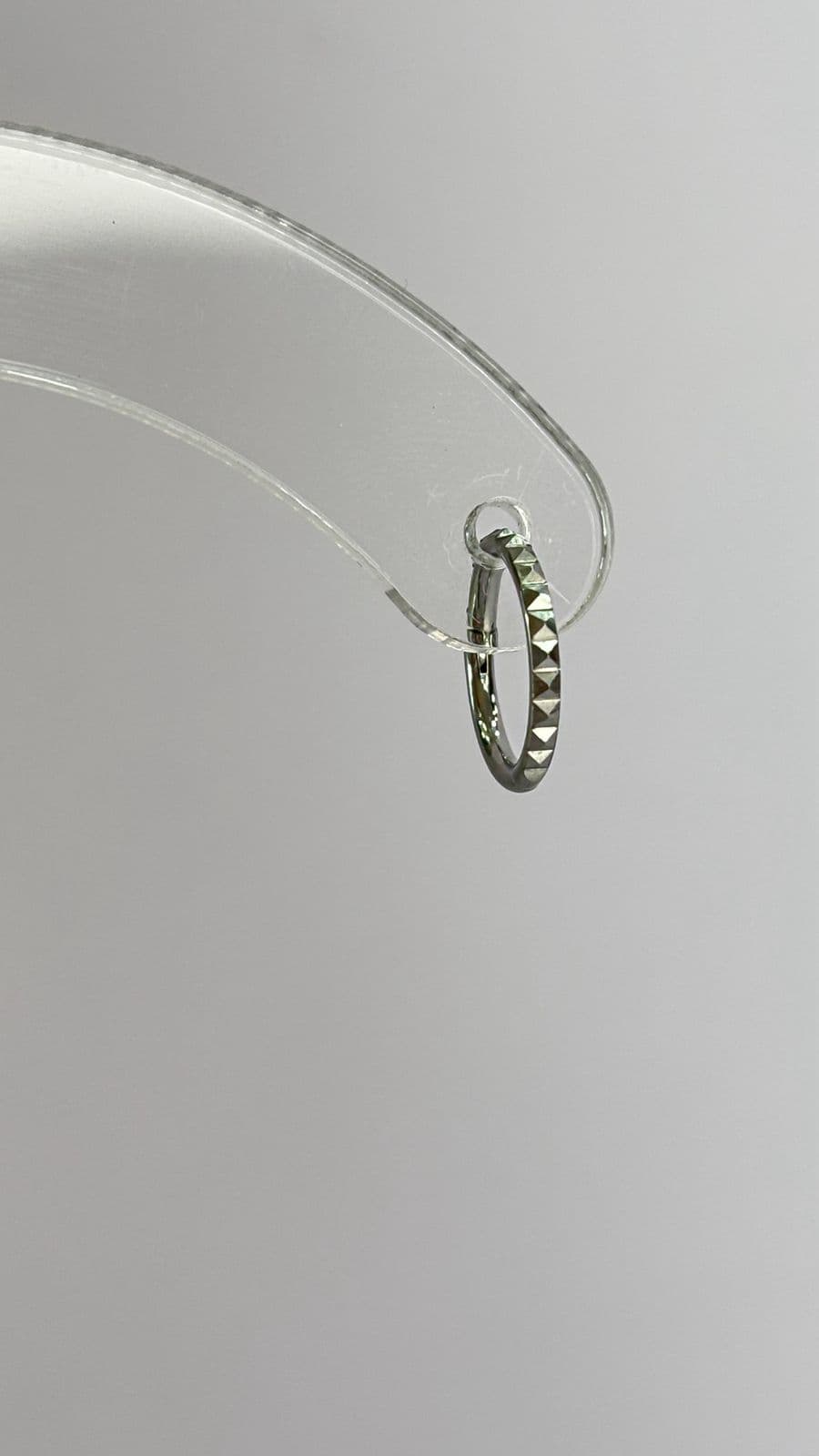 Argola Detalhada 8mm